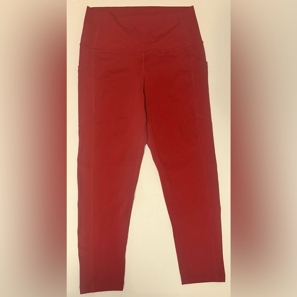 Zyia Active Leggings‎ Women’s Size 6-8 Brilliant Hi-Rise Capri 20” Pockets Red
